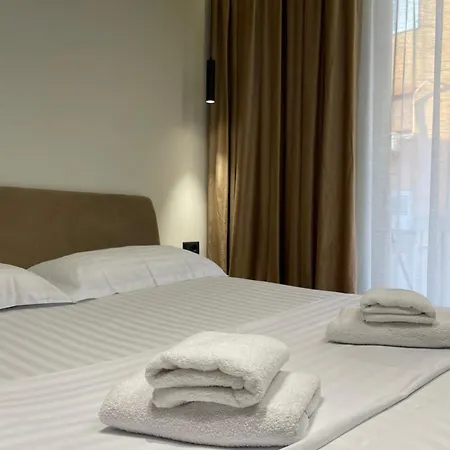 Premium * Tirana